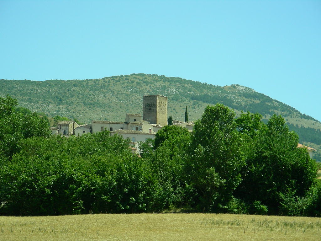 Valle Subequana ... e Castel Di Ieri  in Abruzzo